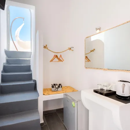 Katris Bed & Breakfast Fira (Santorini)