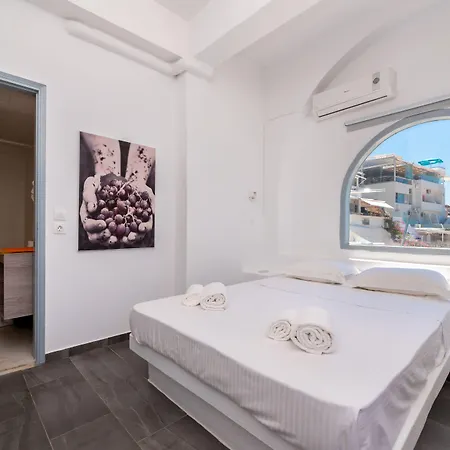 Bed & Breakfast Katris Fira (Santorini)